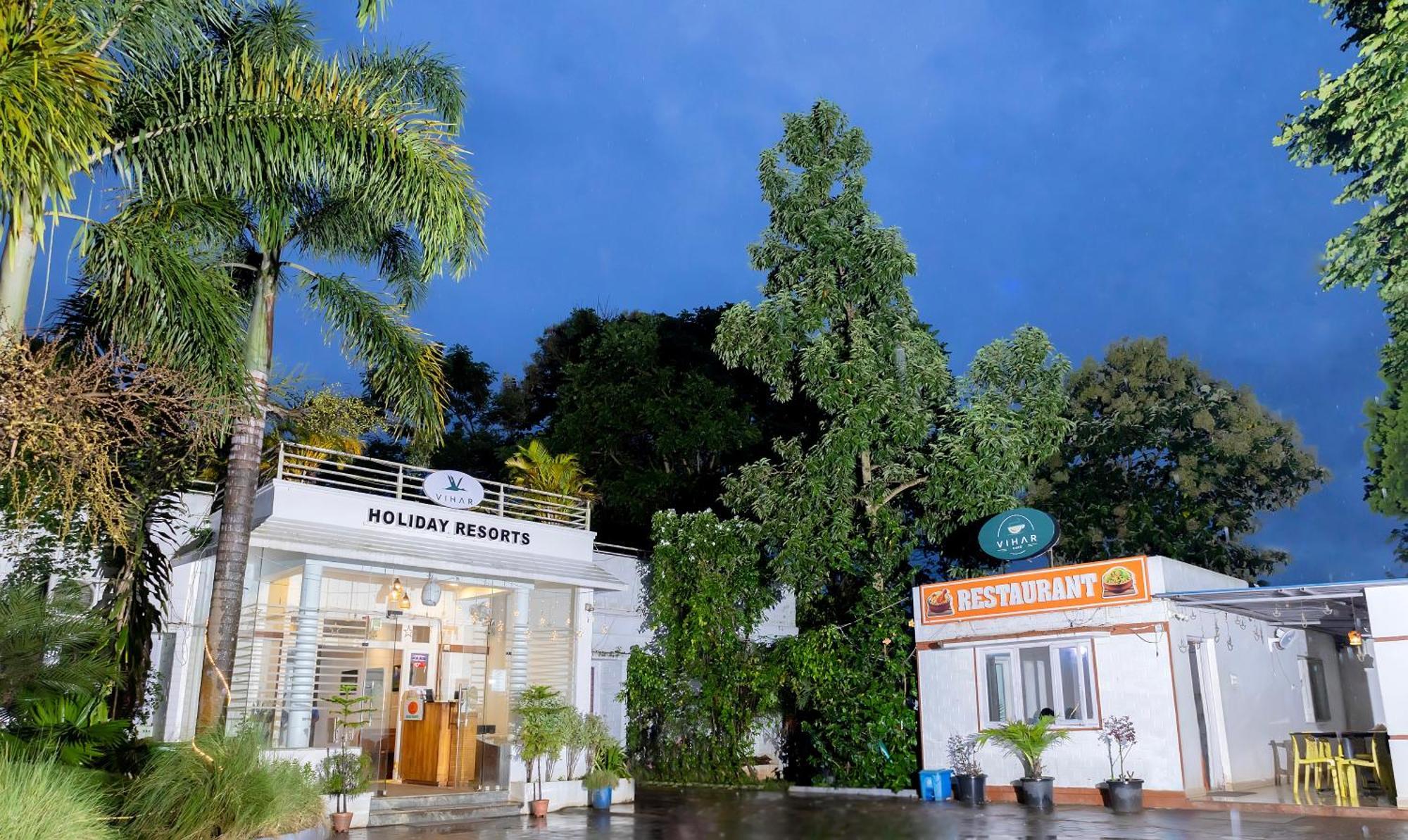 Vihar Holiday Resorts Araku Eksteriør billede