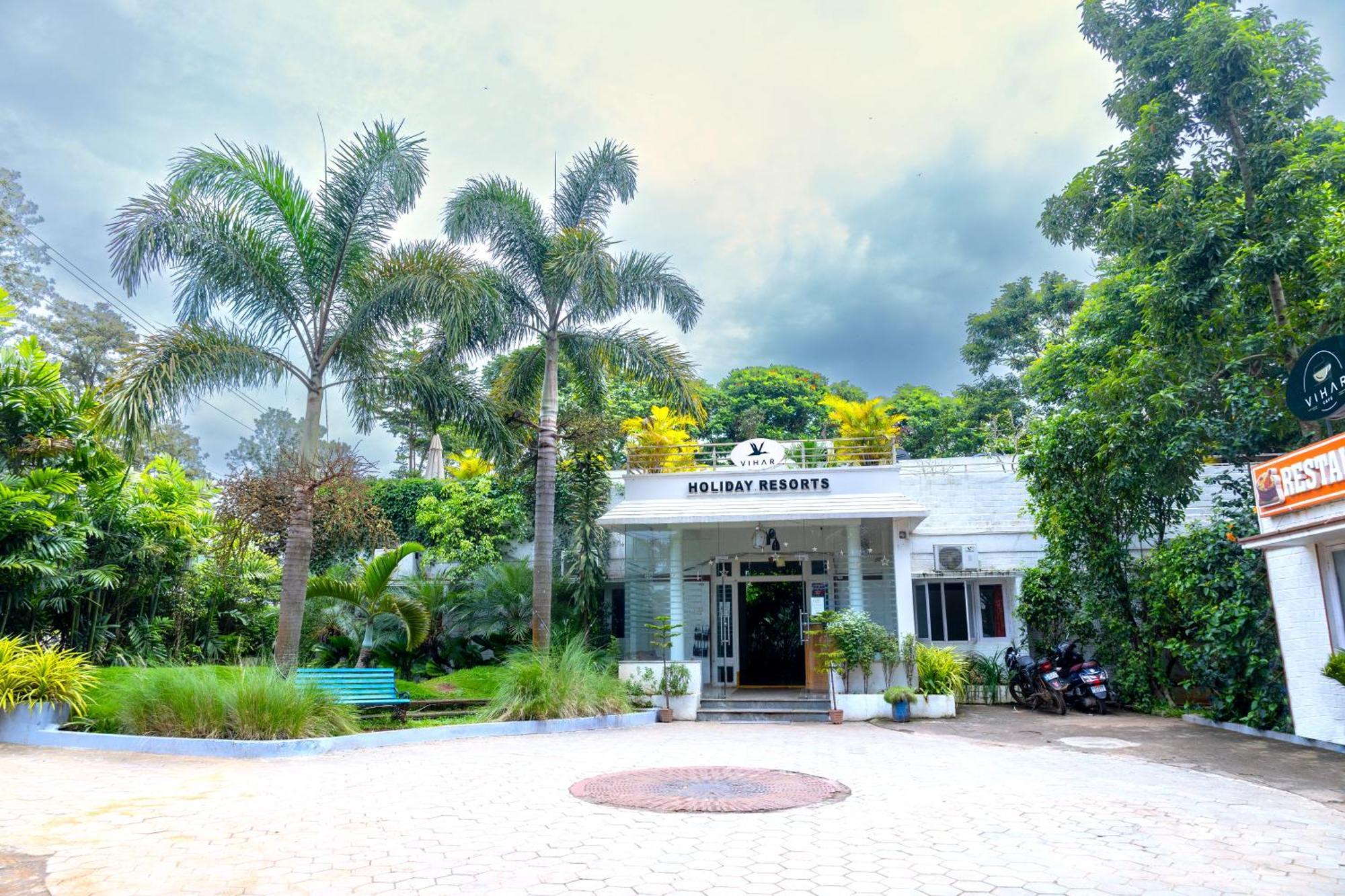 Vihar Holiday Resorts Araku Eksteriør billede